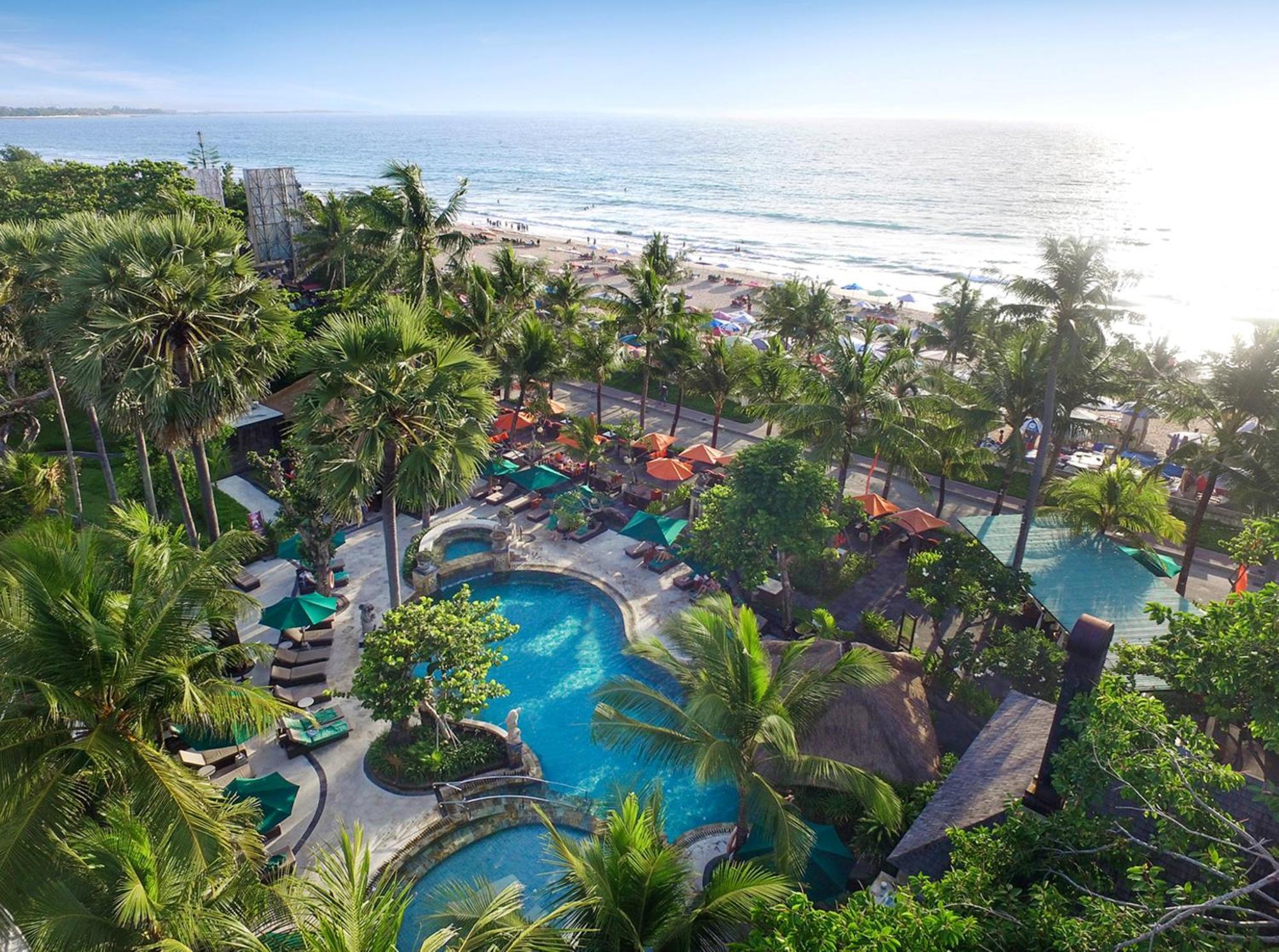 Legian Beach Hotel Exterior photo
